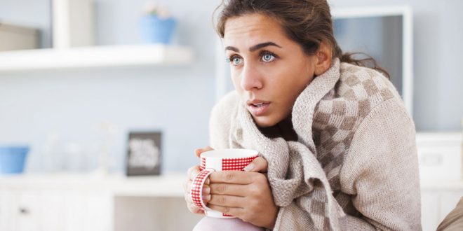 الشعور بالبرد بشكل مستمر- هل يشير لمشكلة خطيرة؟