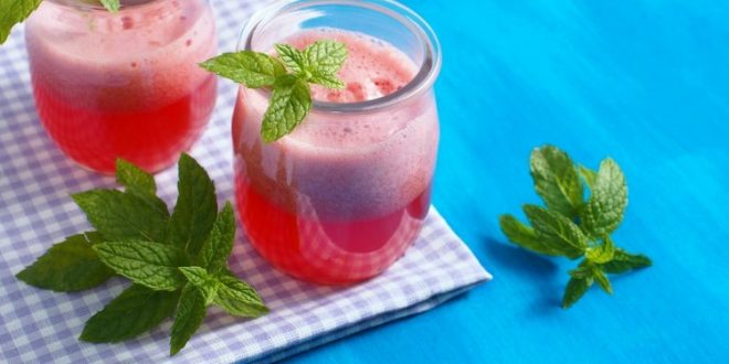 عصير البطيخ بالنعناع