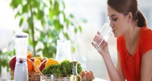 ماذا يحدث في جسمك عند شرب الماء قبل الأكل؟