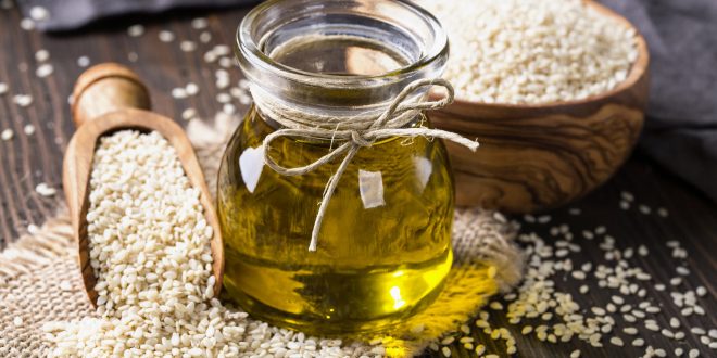 تجنب زيوت الطبخ التى يمكن أن تلحق الضرر بصحتك.. منها زيت الذرة