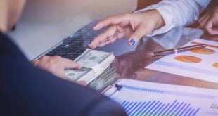 موظف تشيلى يهرب بعد صرف راتبه مضروبا × 286 ضعفًا عن طريق الخطأ
