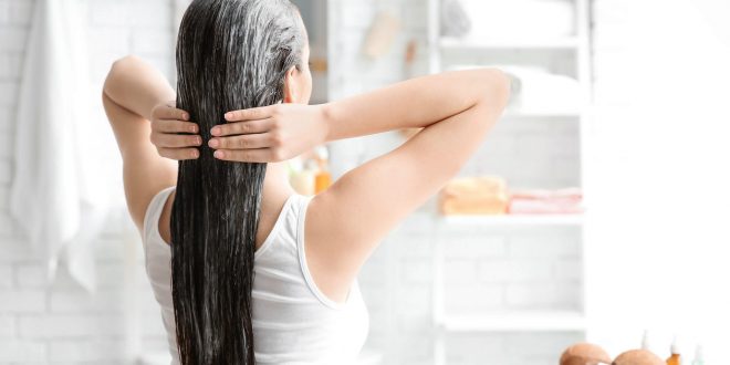 الحليب وزيت الخروع والليمون طرق طبيعية لفرد شعرك