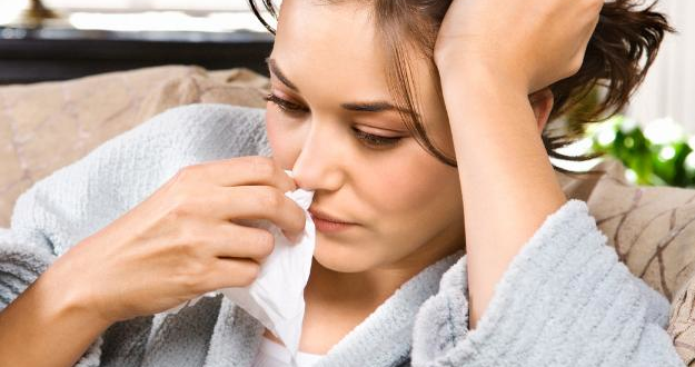 كيف يمكن منع أعراض حساسية الأنف فى الصباح؟