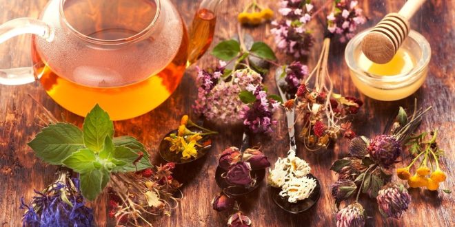 8 علاجات طبيعية لآلام المعدة.. منها النعناع والزنجبيل