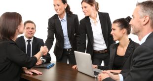 إتيكيت الاعتذار بين الأصدقاء وزملاء العمل