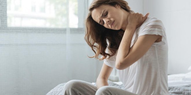 تعرف على الأطعمة المضادة للالتهابات وعلاج آلام الرقبة