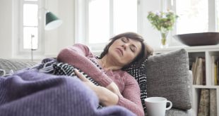 كيف تساعد الأعشاب والعلاجات الطبيعية فى تخفيف آلام المعدة؟