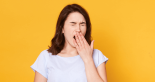 لماذا تدمع أعيننا عند التثاؤب ؟