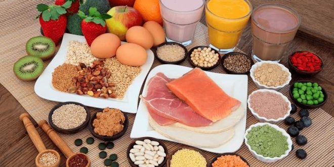 7 وجبات خفيفة من البروتين لفقدان الوزن بشكل أسرع.. منها الزبادي اليوناني