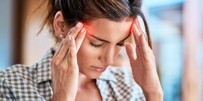 8 علامات تحذيرية للصداع تتطلب زيارة الطبيب.. منها ازدواج الرؤية والغثيان