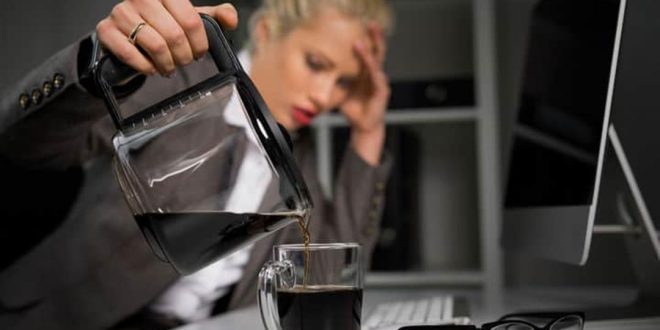 وداعًا للصداع- 5 مشروبات تغنيك عن المسكنات