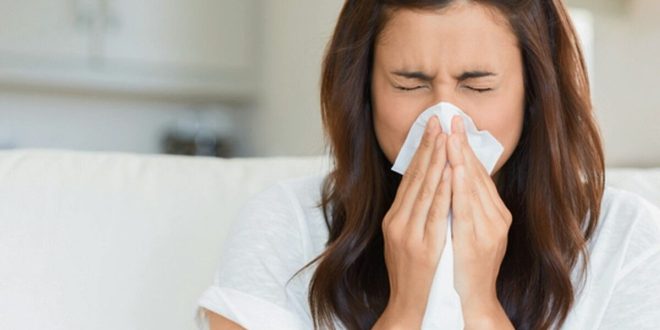 10 نصائح للوقاية من سيلان الأنف والعطس في الصباح