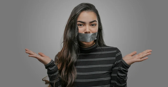 هل يساعد لصق الفم أثناء النوم على إنقاص الوزن الزائد؟