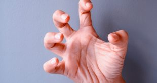 4 أسباب لتشنج أصابع اليد.. كيف تحمي نفسك؟