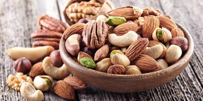 فوائد تناول المكسرات في الصباح.. يعزز فقدان الوزن وصحى للقلب