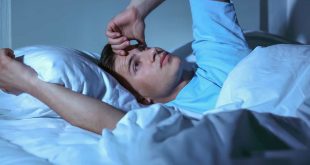 6 خطوات للتخلص من الأرق ومشاكل النوم.. غلق الكمبيوتر والموبايل ضرورى