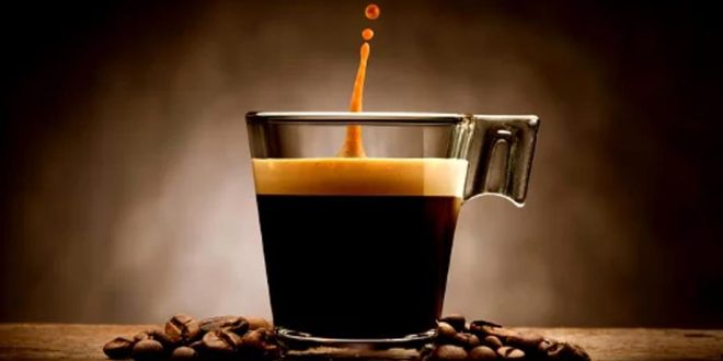زوجان يدفعان 4 آلاف دولار مقابل كوبى قهوة