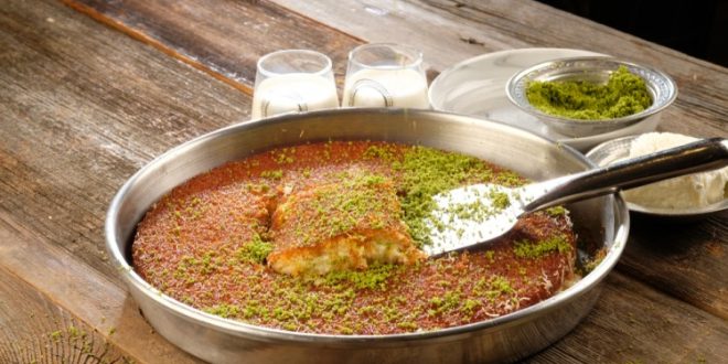 كنافة بالقشطة البيتية