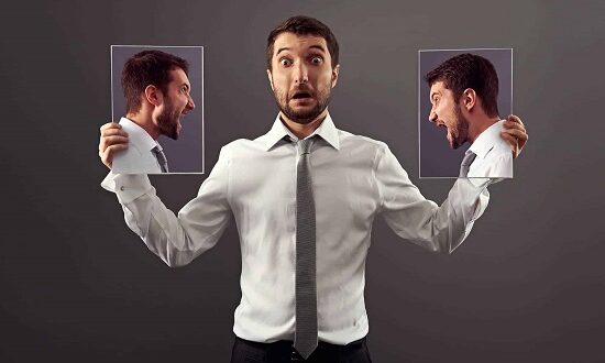 5 أصدقاء يجب أن تكون حذرا في التعامل معهم.. أبرزهم كثير النقد والسلبي
