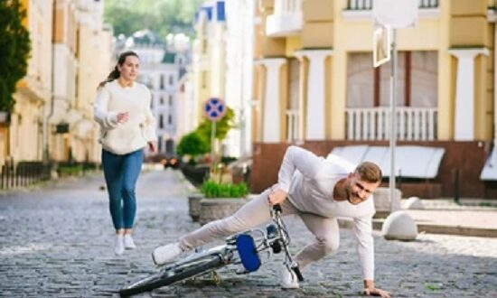 إتيكيت التعامل مع المواقف المحرجة في مختلف المناسبات