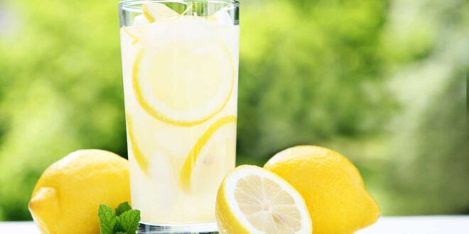 تخلص من سموم جسمك واشرب ماء الليمون في الصباح