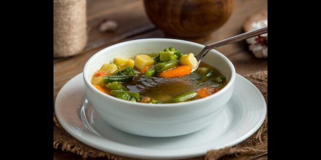شوربة خضار على الطريقة الإسبانية