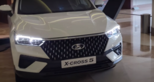 Lada تروّج لسيارتها الكروس أوفر الجديدة