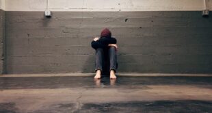 استشارى يوضح 5 خطوات للتخلص من الاكتئاب