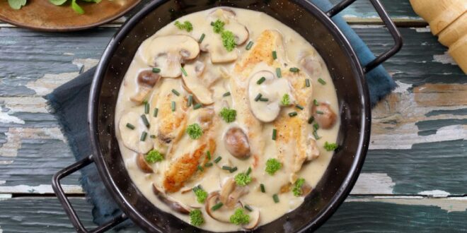 دجاج بالكريمة والفطر كيتو
