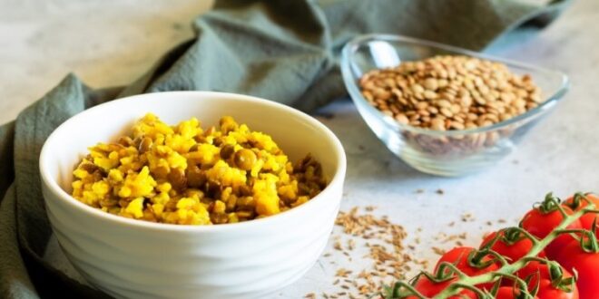 مجدرة البرغل بزيت الزيتون صحية