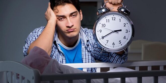 5 أطعمة تجعل النوم يهرب من عينيك- خبراء يكشفون