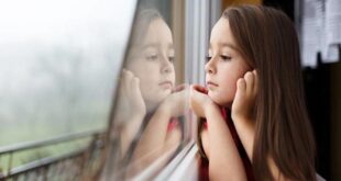 أشياء لا يجب أن يقولها الآباء للابن المراهق أبداً.. "تدمر ثقته بنفسه"
