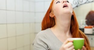 8 فوائد للغرغرة بالماء المالحة.. تخفف التهاب الحق ومشاكل الفم