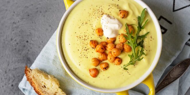 شوربة الحمص المهروس بالجبن