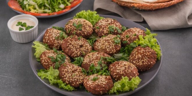 فلافل بالسمسم على الطريقة السورية