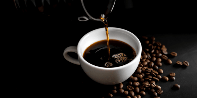 فوائد القهوة السوداء.. هل تسبب أضرارًا؟
