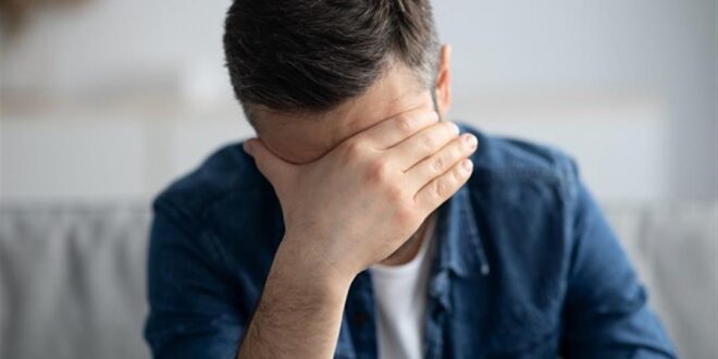 لماذا تسبب قلة شرب الماء الصداع؟