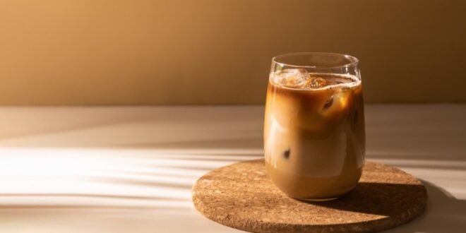 آيس كوفي بالقهوة سريعة الذوبان