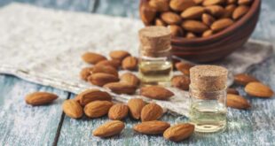 كيف تستخدمين زيت اللوز فى التخلص من الهالات السوداء؟ خطوات سهلة