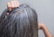 12 سببًا لتحول شعرك الأسود للشيب قبل سن الأربعين.. تجنبيها و5 نصائح للعلاج