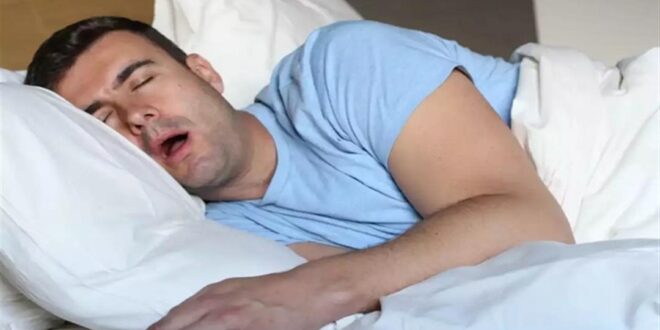 5 عناصر غذائية تساعدك على النوم