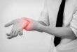 5 أطعمة تسبب الالتهابات عليك تجنبها.. منها السكريات