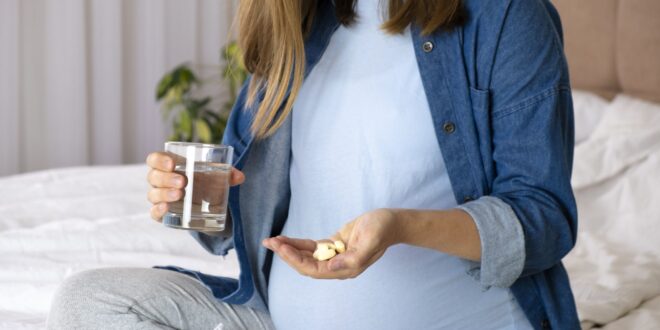 المسكنات أثناء الحمل: ما بين الحاجة الطبية والمخاطر المحتملة