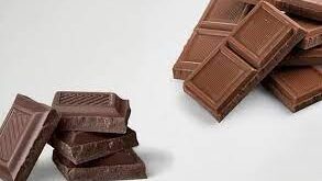 الشوكولاتة الداكنة كنز صحي بطعم لذيذ